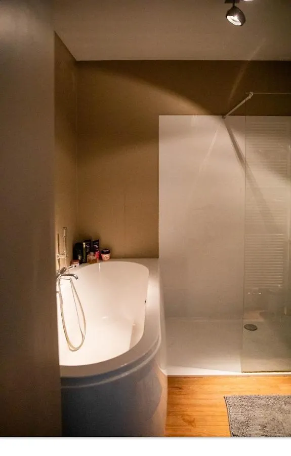 Ruim Appartement Met Prachtig Zicht Op A+ Locatie! Antwerpen Belgien